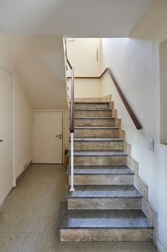 Retasada- Venta- Casa En Bv. Avellaneda Al 400