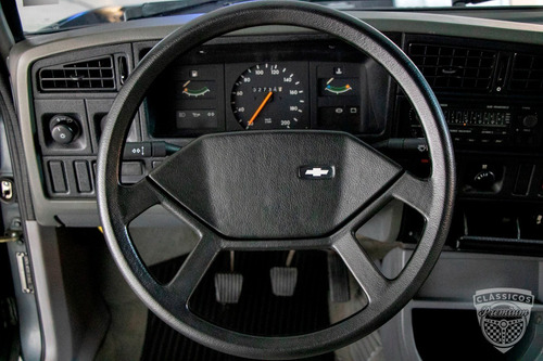Imagem 14 de 17 de Chevrolet Monza Sl 1988 88 - Placa Preta - 2.700 Km