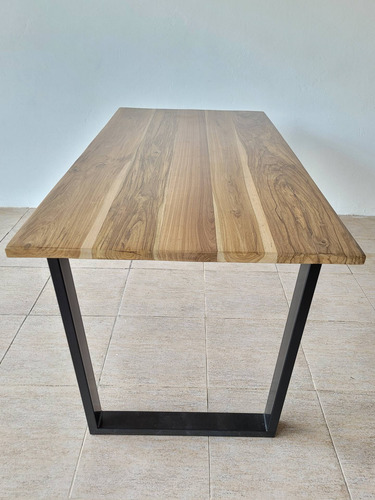 Imagen 3 de 8 de Mesa Industrial De Comedor Madera Dura Maciza Modelo Vini