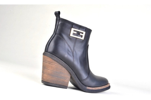 Imagen 6 de 9 de Botas Botinetas Texanas De Mujer De Cuero Georgi - Ferraro
