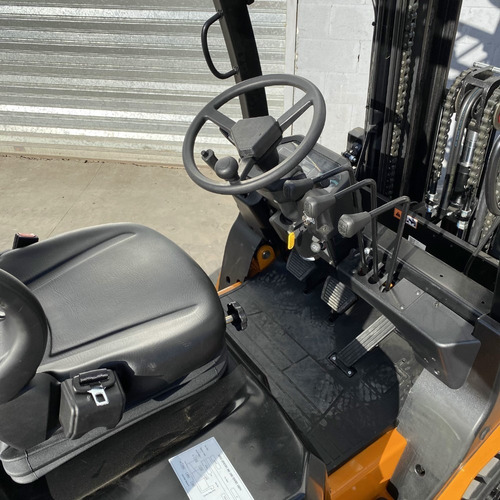 Imagen 13 de 13 de Autoelevador 3500kg 3.5 Toneladas Triple Torre 4.5m