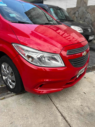 Imagen 6 de 24 de Chevrolet Onix 2016 1.4 Lt 98cv