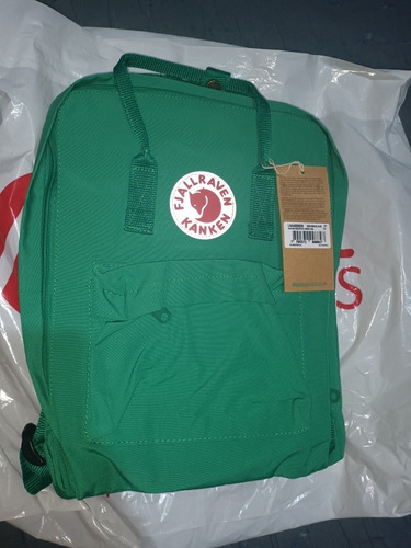 Mochila Fjallraven Kanken Classic 16 Lts Verde  (leer Desc)