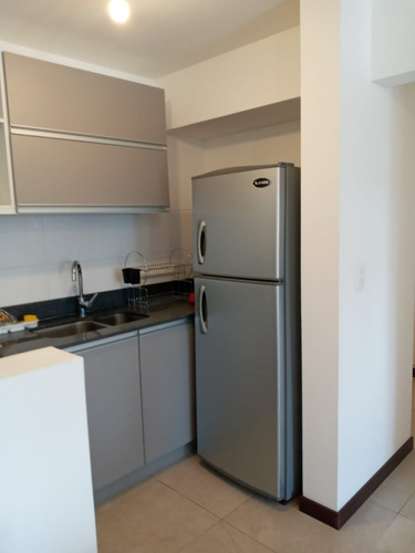 Imagen 2 de 14 de Apartamento En Venta 2 Dormitorios En El Centro De Minas, Ideal Inversores Alquilado En $ 31.000 Mensuales.