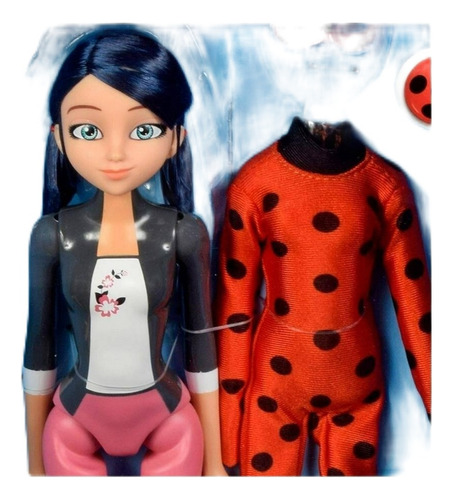 Muñeca Lady Bug & Marinette 2 Outfits Bandai