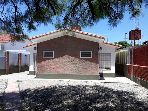 Imagen 3 de 11 de Venta De 3 Departamentos Céntricos En Merlo.