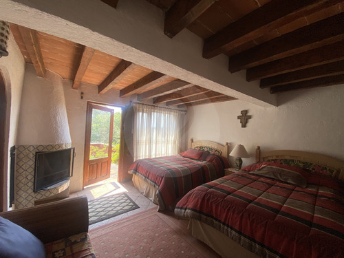 Casa En Venta En Avándaro