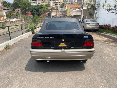 Imagem 6 de 14 de Promocional Escort Xr3 93/94 Série 75 Anos
