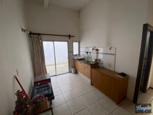 Imagen 9 de 13 de Venta Local Comercial Monoambiente Jacinto Vera Braglia 2-58