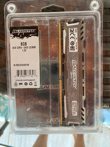Imagem 3 de 3 de Memória Ram Ballistix Sport Lt Cinza 8gb Bls8g4d240fsb