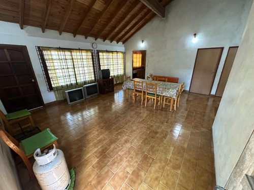 Chalet Calle Mendoza 625 (llave V53)
