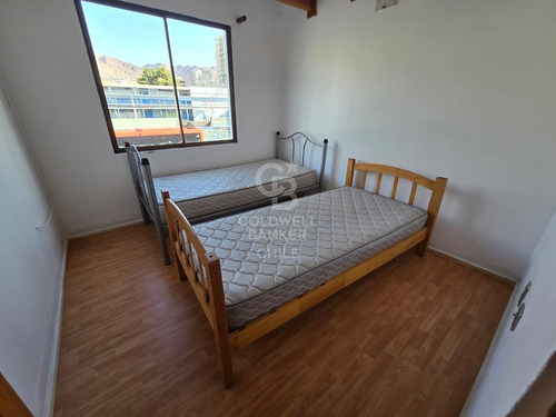 Casa Para Empresa Con Capacidad Para 20-25 Personas.