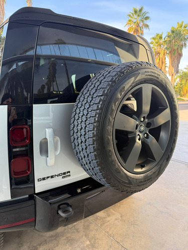 Land Rover Defender 2.0 110 P400E Hse X-Dynamic