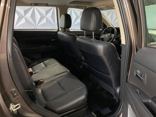 Mitsubishi Outlander 2.0 Comfort 16v Gasolina 4p