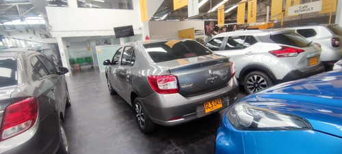 Imagen 4 de 5 de Renault Logan Logan Intense Auto