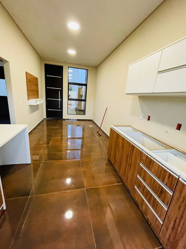 Imagen 9 de 26 de Casa Nueva A Estrenar Con Piscin