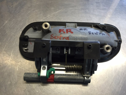 Manija Ext Puerta Trasera Derecha Sentra Mod: 00-05 Oem