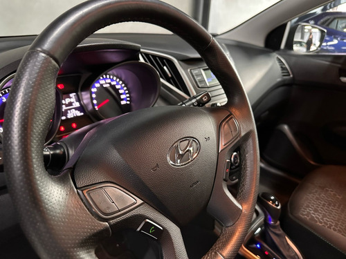 Hyundai HB20X 1.6 16V PREMIUM FLEX 4P AUTOMÁTICO