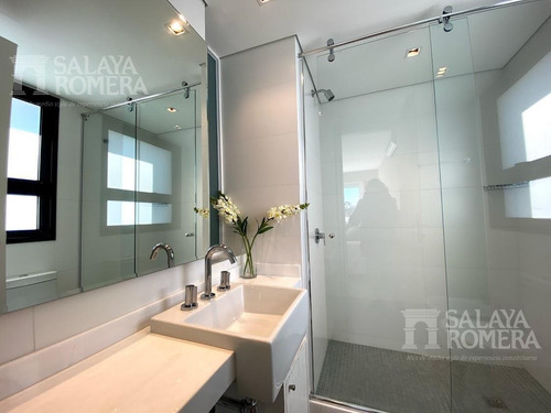 Imagen 10 de 16 de Espectacular Apartamento En Av Roosvelt , Punta Del Este