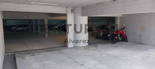Imagen 22 de 28 de Venta De Estacionamiento Con 60 Cocheras + Oficina Completa + Garita Y 3 Baños