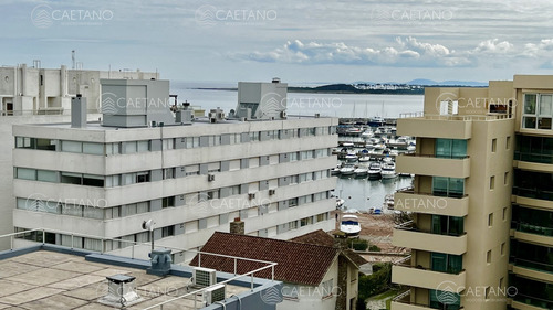 Península - 1 Dormitorio - Terraza - Vistas Y Garaje