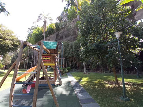 Imagen 5 de 30 de Se Vende Casa 1.200 M² 7h/10b/8p Cerro Verde