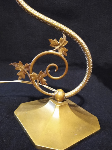 Lámpara Velador Antigua En Bronce Con Tulipa Funciona Dorado Agua (Usado)