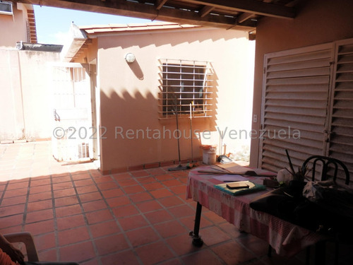 25-6157 Yineth Cordero Trae Para Ti Casa (duplex) En Venta En Caña Dulce Cabudare, Lara Rahco Y:c