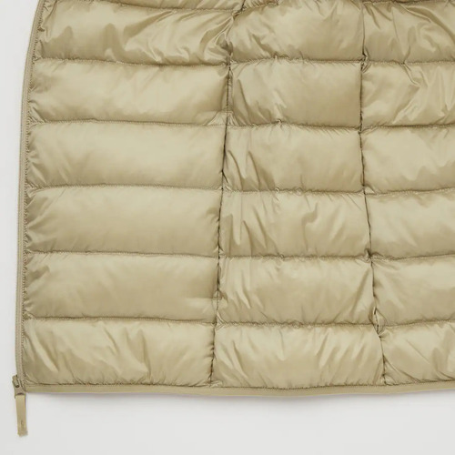 Chaleco Uniqlo Ultra Light Down Vest Verde Original Angosta
