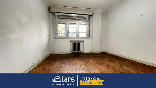 Apartamento En Alquiler / Cordón - Inmobiliaria Lars