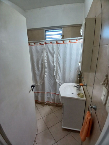 Departamento En Venta En Caseros