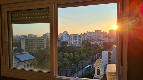 Apartamento Em Bom Fim Com 3 Dormitórios - Ko13783
