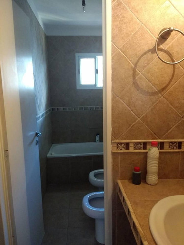 Imagen 12 de 14 de Venta De Duplex 3 Ambientes Con Cochera Villa Luzuriaga.