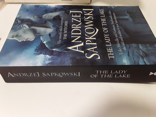 The Lady Of The Lake - Witcher - Sapkowski / Gollancz (Usado)