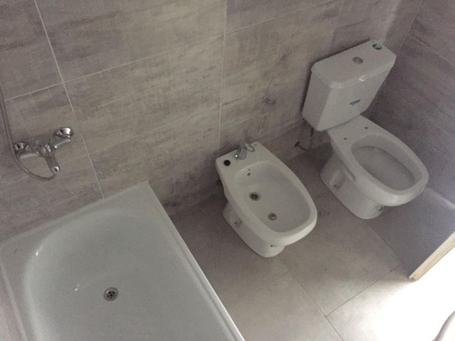 Imagen 12 de 18 de En Venta. Amplio 2 Ambientes 45 M2 Con Balcón. A Estrenar!!