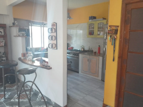 Venta Casa Quinta De Cinco Dormitorios En La Reja