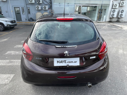 Peugeot 208 1.6 Allure
