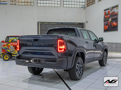 RAM Rampage 2.2 Rebel Cab. Dupla Td 4X4 Aut. 4P