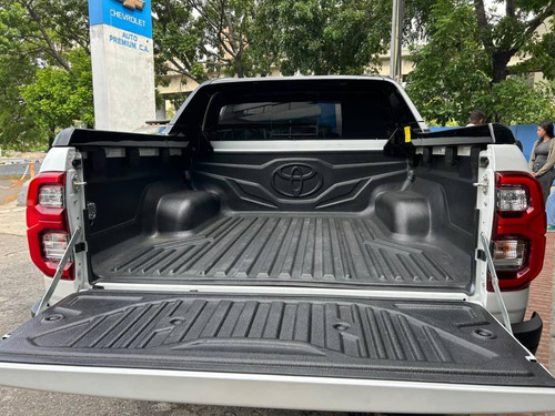 Toyota Hilux 2023 Gr