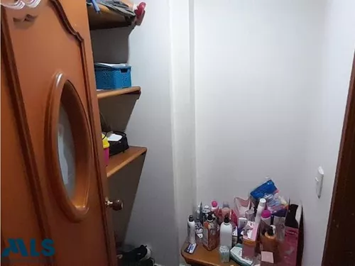 Casa Amplia En Sector Tranquilo(mls#242432)
