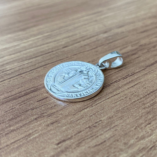 Imagen 4 de 10 de Dije Medalla San Benito 2 Cm Plata .925 Agálea Joyería