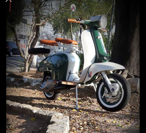 Imagem 2 de 9 de Lambretta Do Brasil Mini Saia