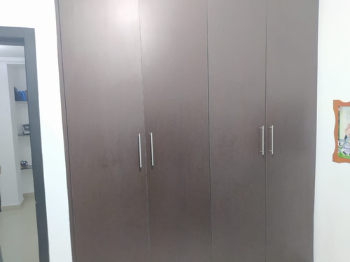 Imagen 15 de 25 de Town House En Urb. Lomas Del Este Res. Lomas Alto. Cl-fd605