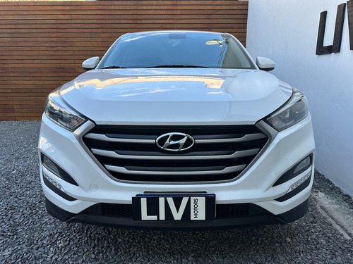 Hyundai Tucson 2.0 Style 2Wd At