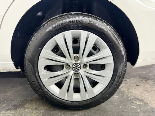 Volkswagen Voyage Volkswagen Voyage 1.0 MPI (Flex)
