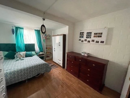 En Venta Casa Aislada De 3 Dorm. 2 Baños En Quilicura