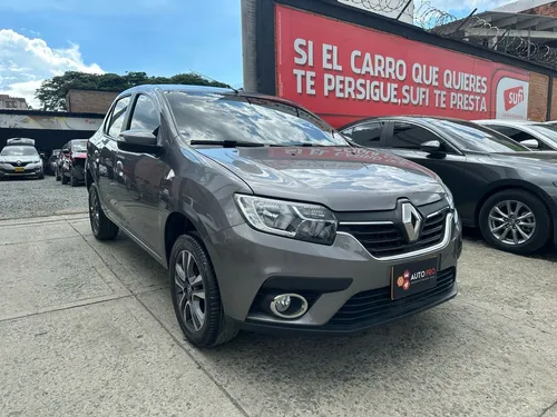 Renault Logan 1.6 Privilege / Intens