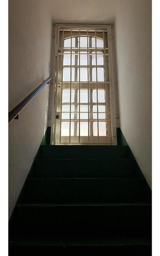 Imagen 14 de 30 de Piso Al Frente - 4 Ambientes Con 2 Cocheras Y Baulera - Patio Y Parrilla Villa Luro