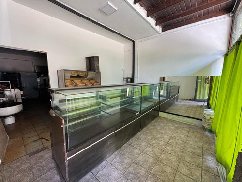 Local Y Fondo De Comercio En Venta