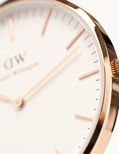 Reloj Daniel Wellington Dw00100035 Caballero Correa Café Bisel Oro Rosado Fondo Blanco